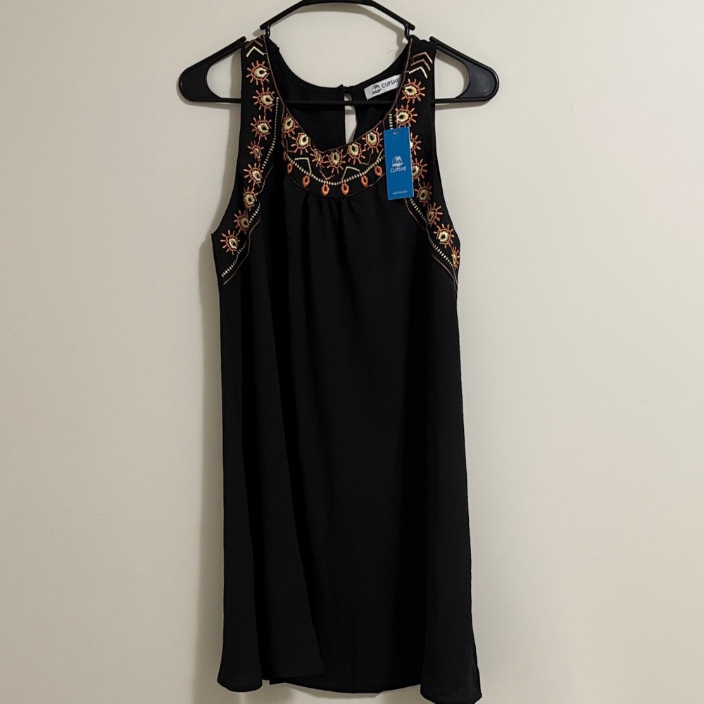 Cupshe Black Dress with Orange Embroidery